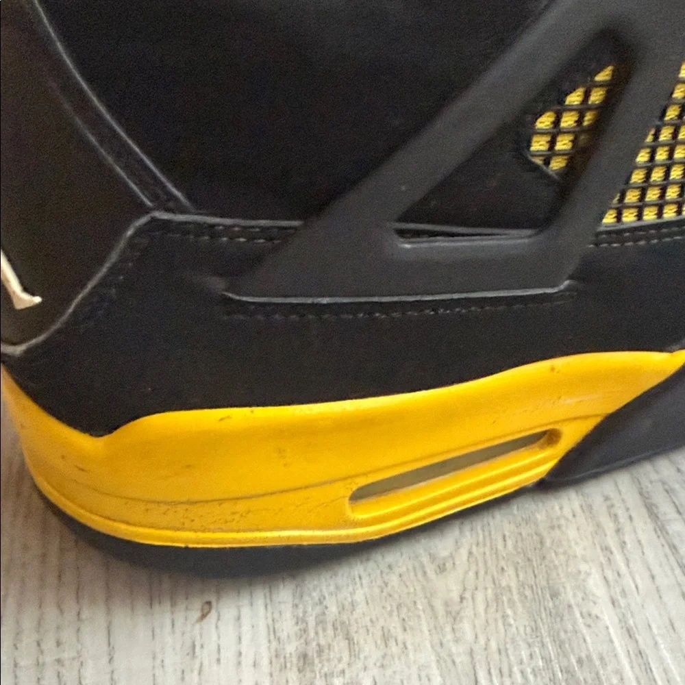 Jordan iconic sneakers
